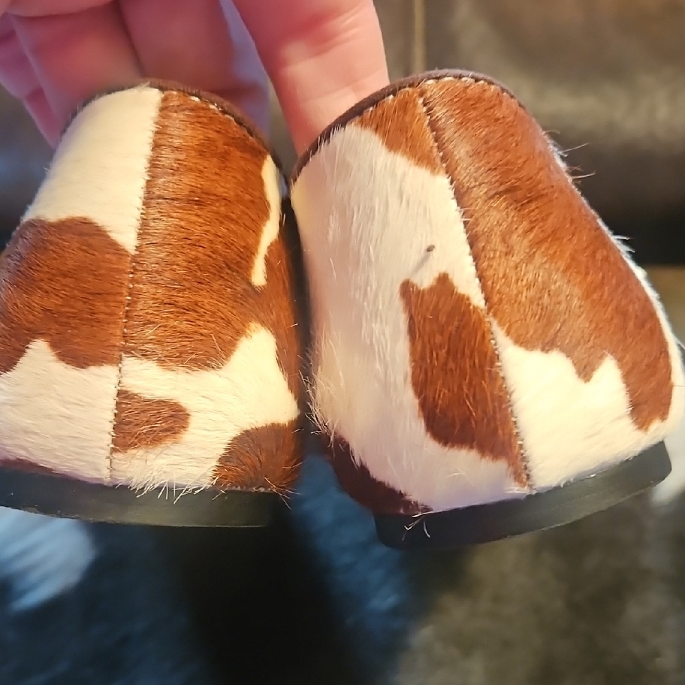 GAP Brown and White Cow Print Calf Hair Ballet Flats - Picture 3 of 8